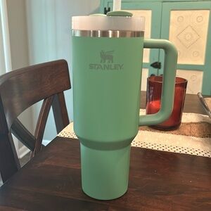 Green 40oz Stanley